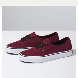 NEW maroon VANS